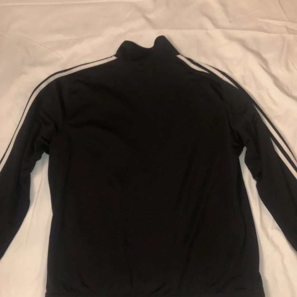 Adidas jacket size Xl - Picture 3 of 3